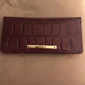 Brahmin wallet